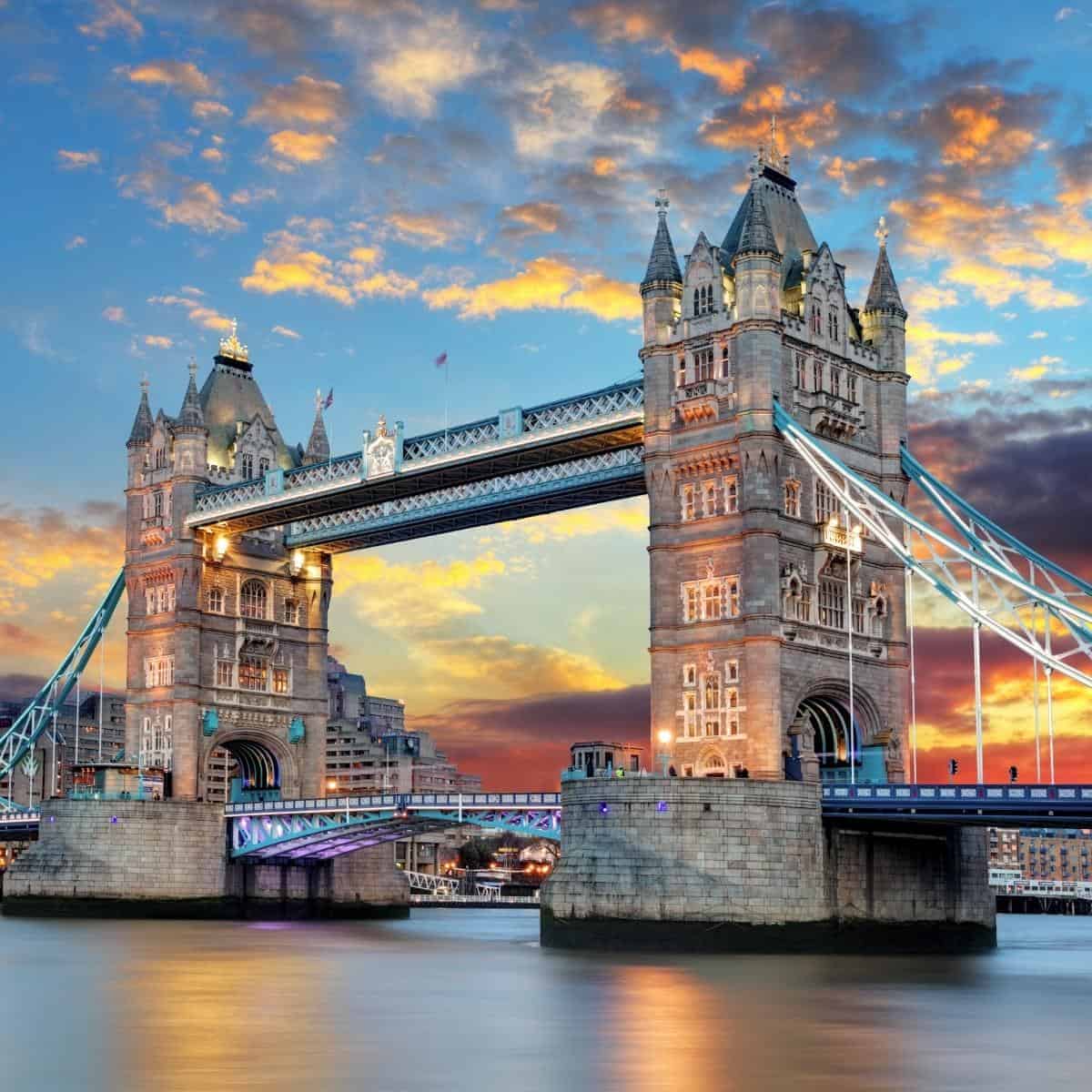 Tower bridge just before sunset