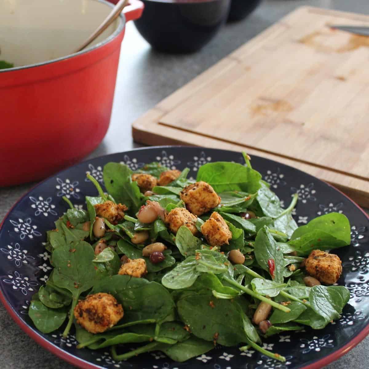 How to make a delicious Mexican salad