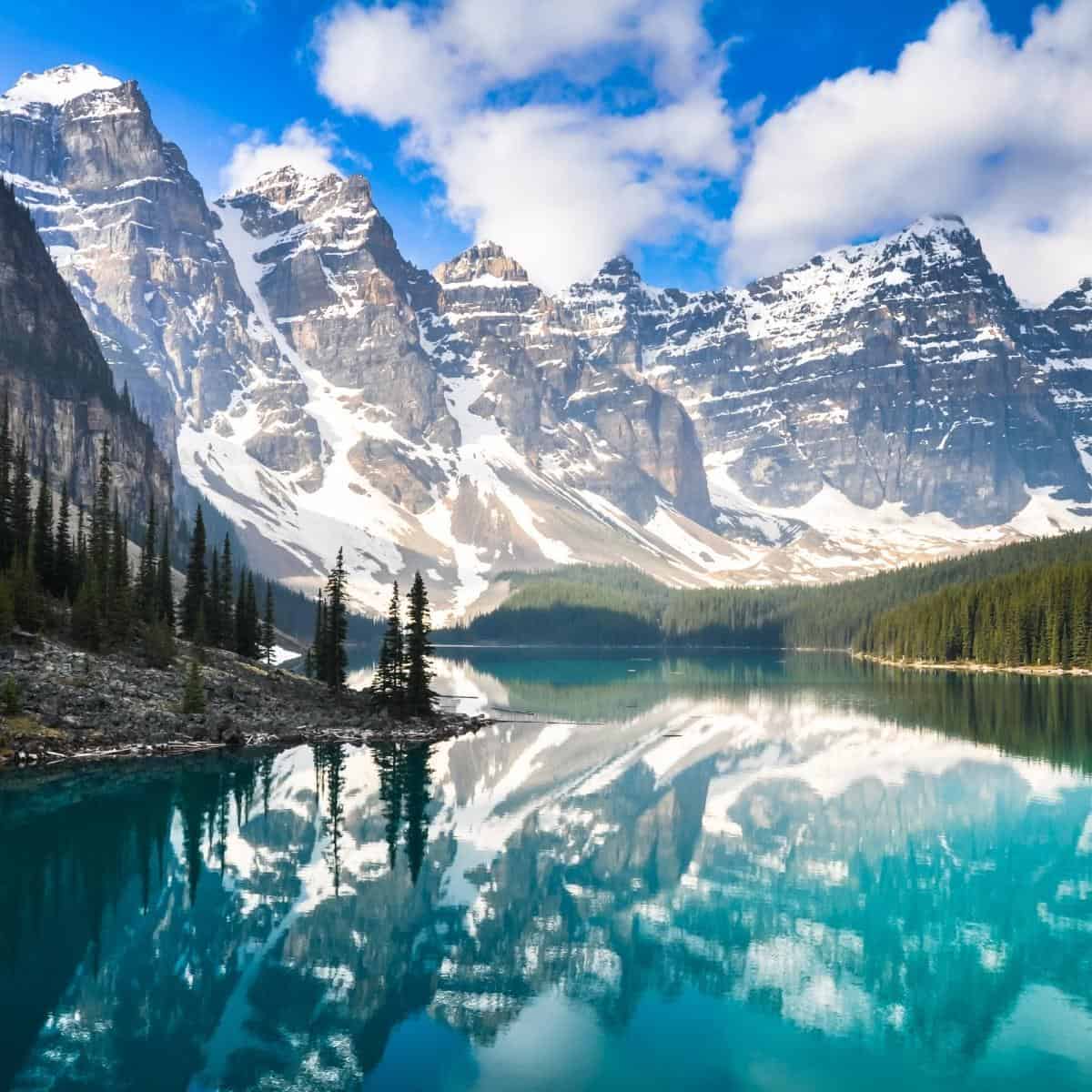 Canadian lake and mountains, the sort of photo you fall in love with when you scroll house prices abroad and want to move!