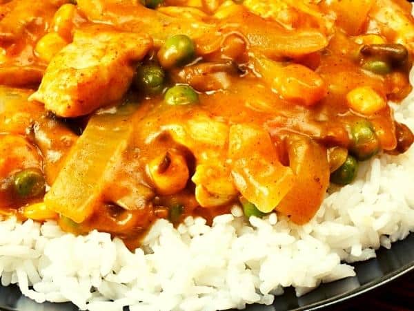 chicken and mushroom curry with rice