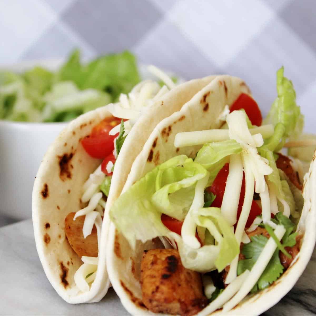 Healthy Tacos – Unofficial Slimming World chicken lime tacos recipe