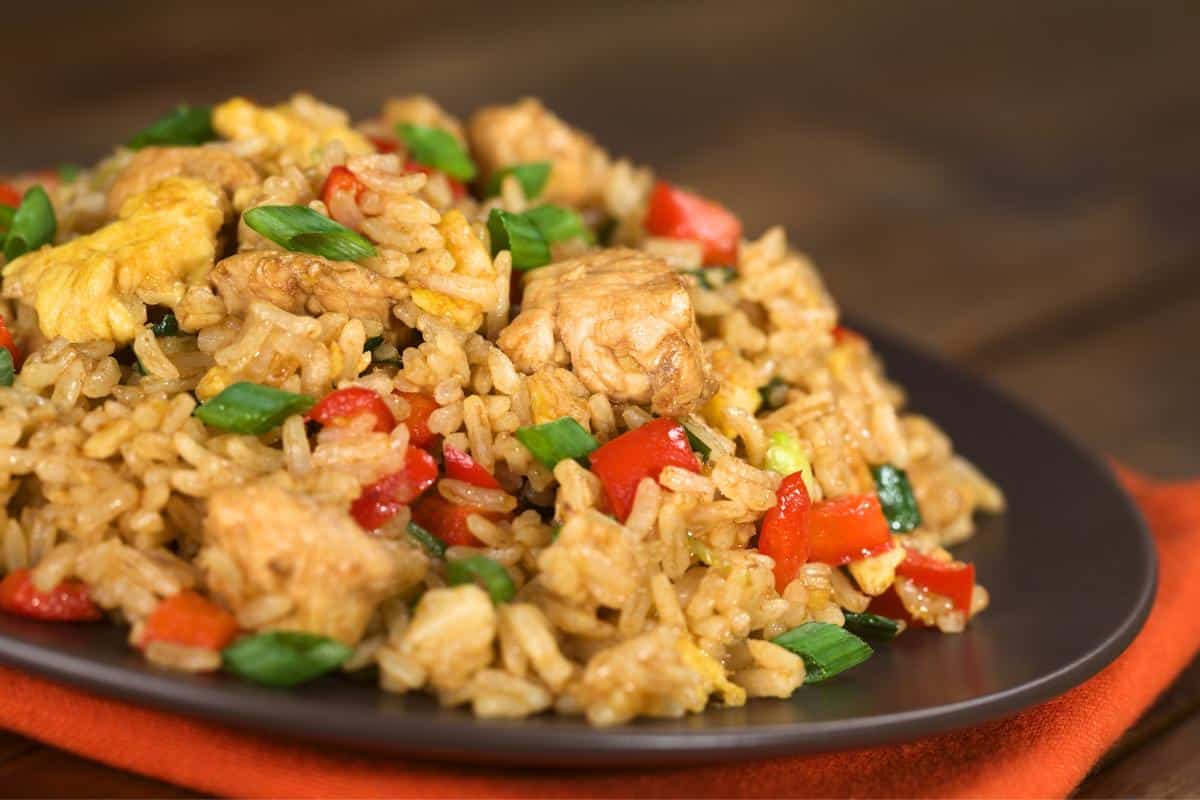flavoured dirty rice with chunks of pepper and spring onions mixed in.