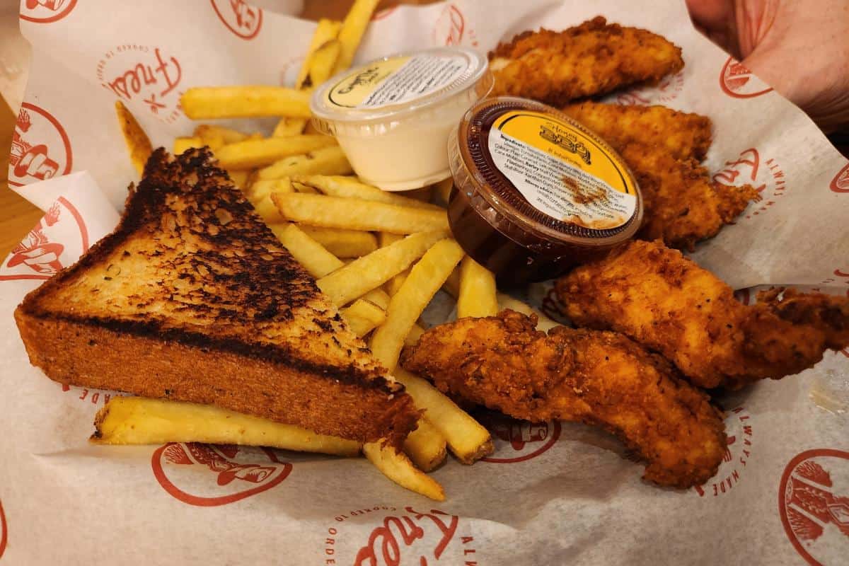 Slims meal of chicken tenders at Slim Chickens