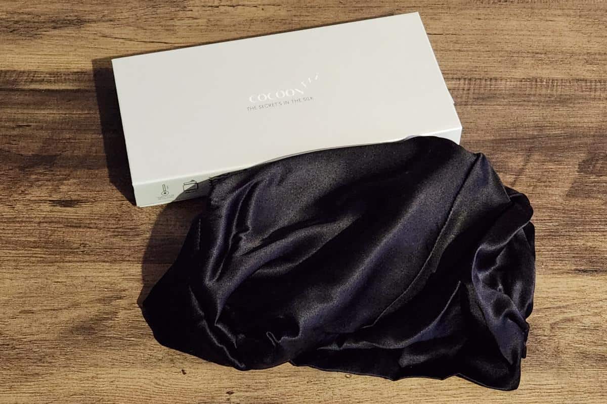 Black Silk turban for hair.