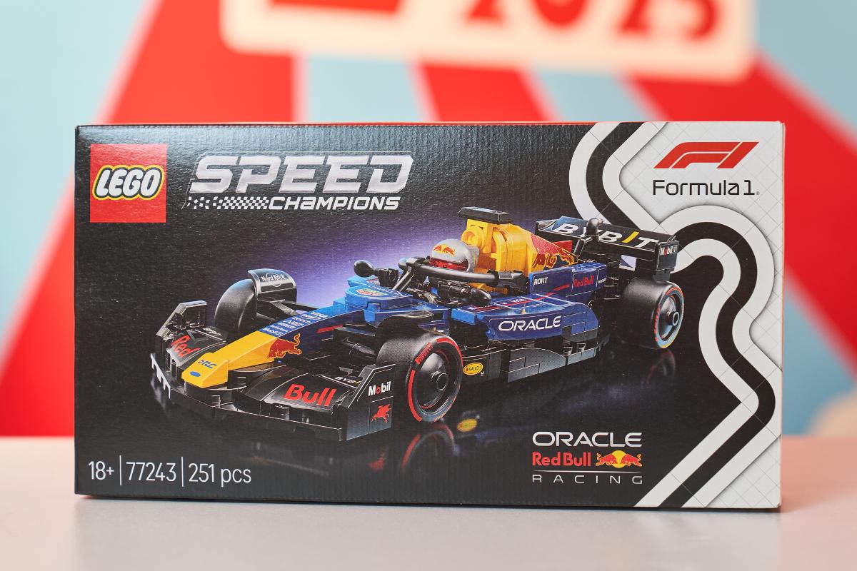 A LEGO Speed Champions set box featuring a Red Bull Racing Formula 1 car, with 251 pieces, suitable for ages 18 and up. The box displays the Oracle Red Bull Racing branding—a must-have for any Christmas List and one of the Top Toys 2025.